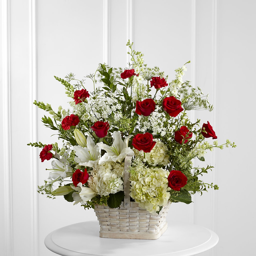 In Loving Memory Arrangement – Towne Florist, Lumberton NC