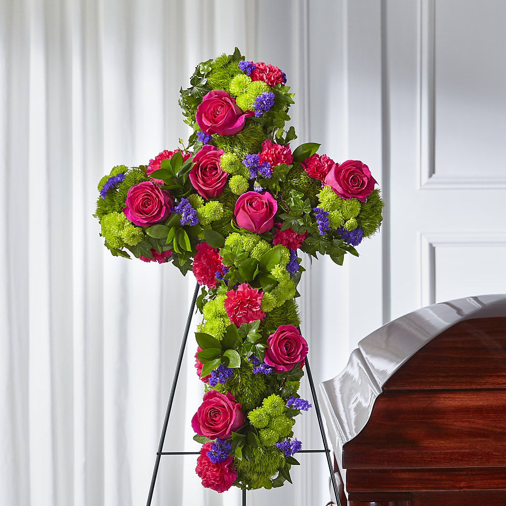 Tribute Rose Floral Cross – Towne Florist, Lumberton NC