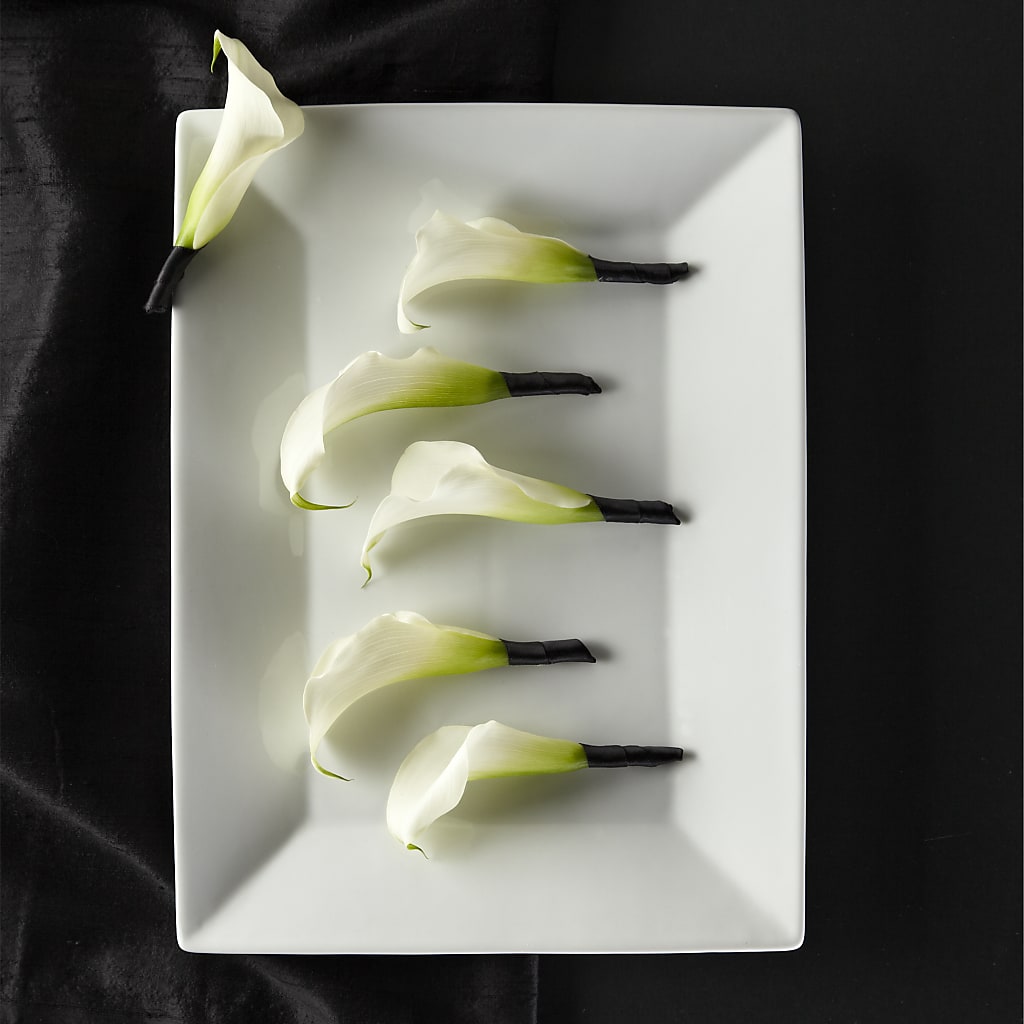 Calla Lily Promise Boutonniere – Towne Florist, Lumberton NC