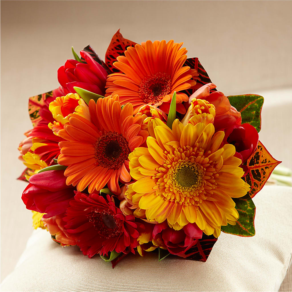 Sunglow Bouquet – Towne Florist, Lumberton NC