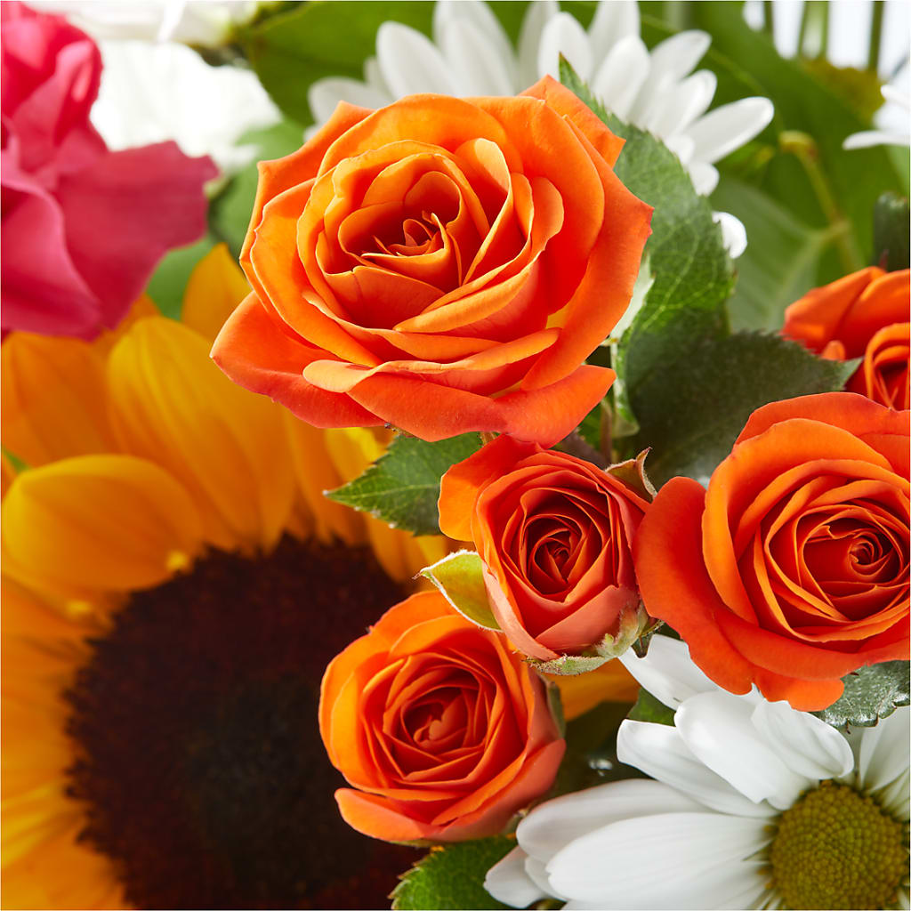 Sun-drenched Blooms Bouquet –  Towne Florist, Lumberton NC